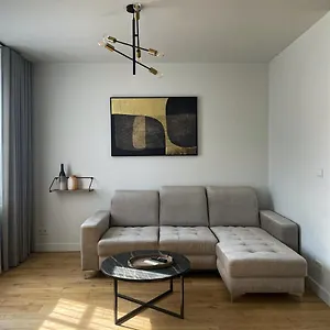 https://mm-apartments.hotelswroclaw.com